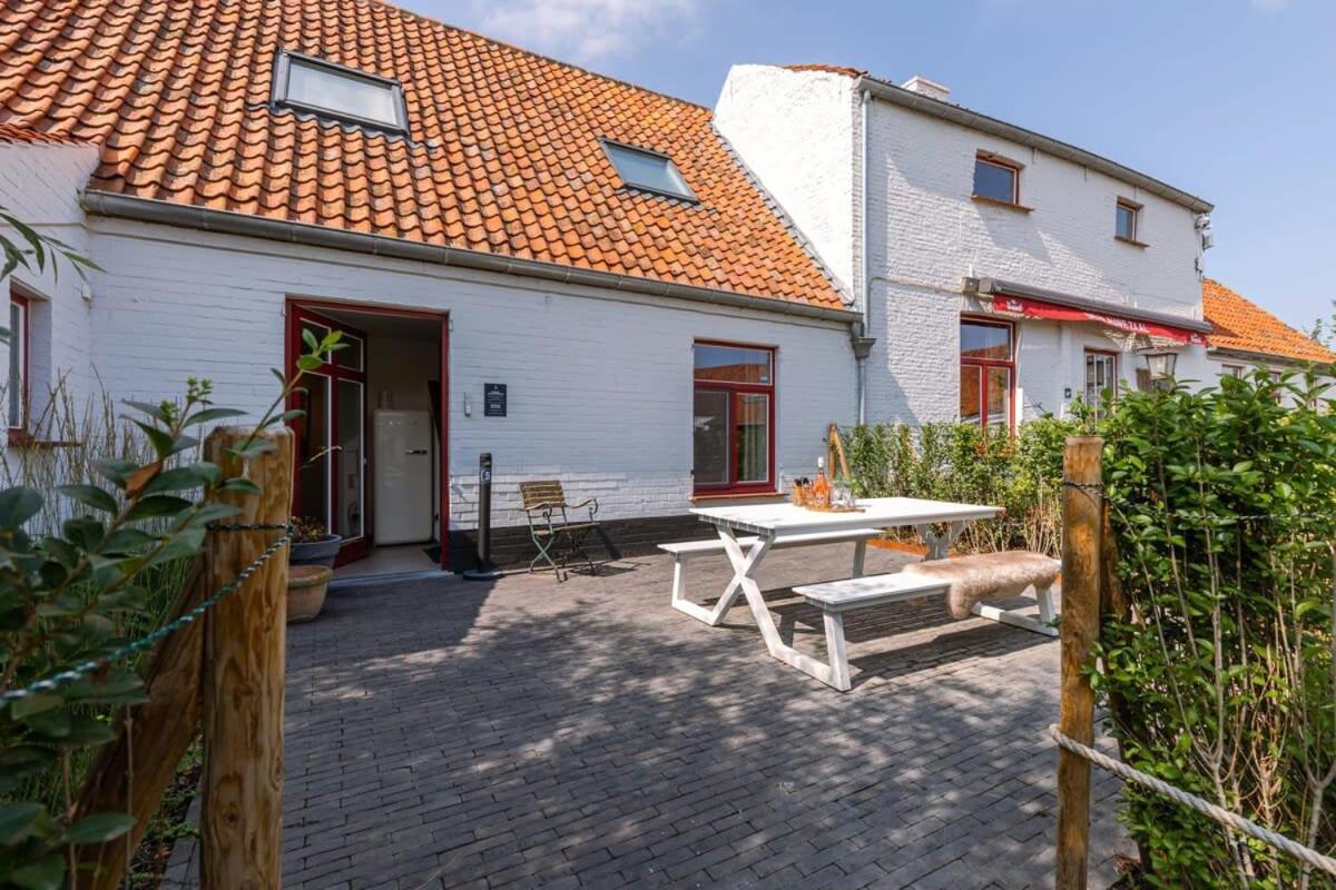Huswell - Quick - Lovely Double Room At Ranch De Blauwe Zaal Brugge Bagian luar foto