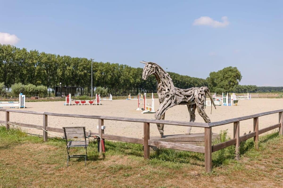 Huswell - Quick - Lovely Double Room At Ranch De Blauwe Zaal Brugge Bagian luar foto